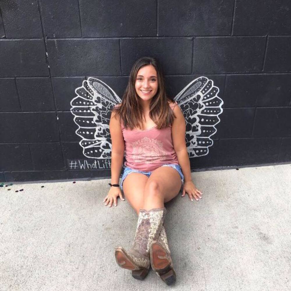 Meet your Posher, Gigi